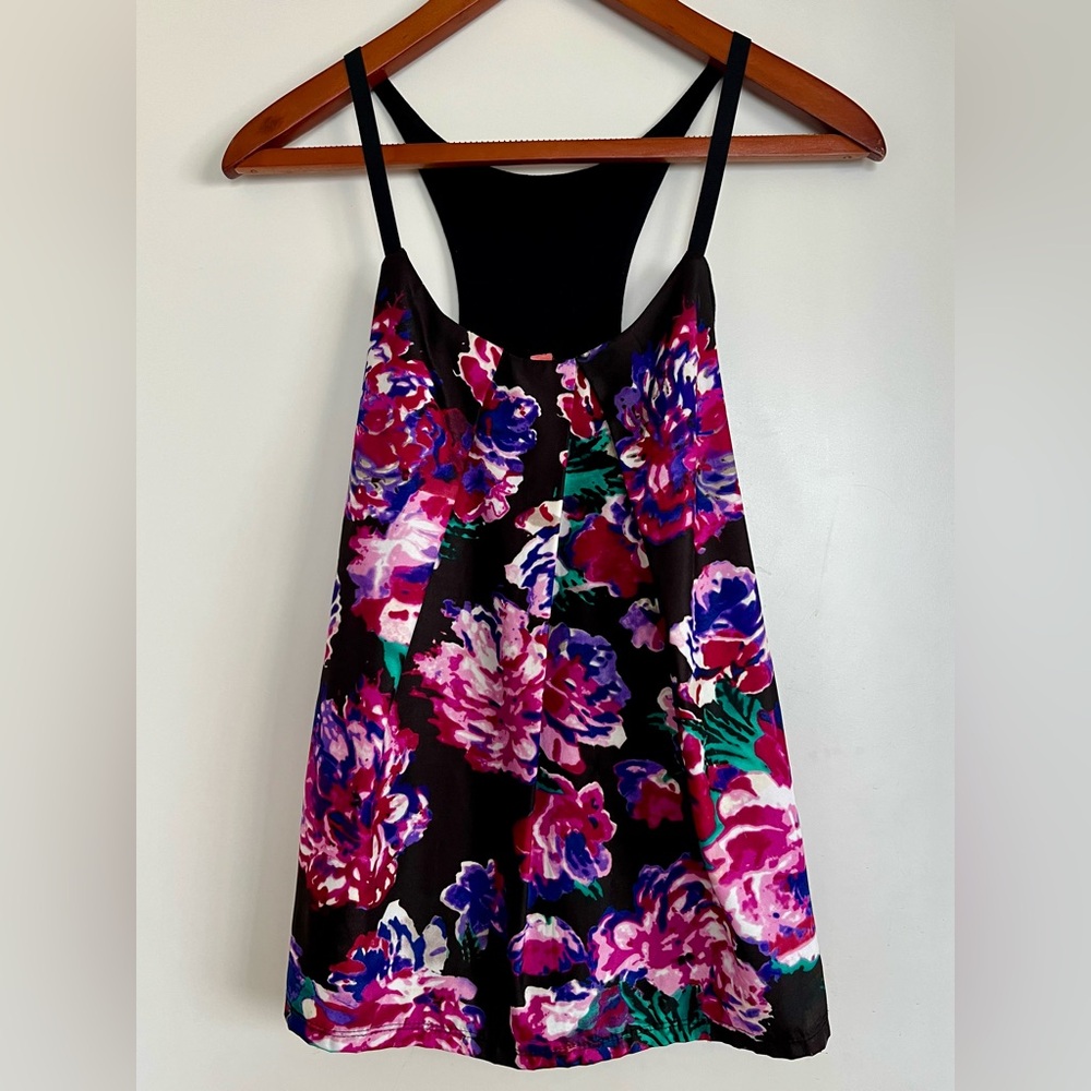 Eight Sixty Flowy Black and Pink Floral Racerback Women's Top (XS)